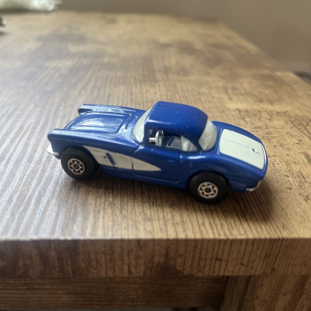 1982 Matchbox Lesney #71 1962 Chevrolet Corvette Blue w/White Accents 62 Chevy